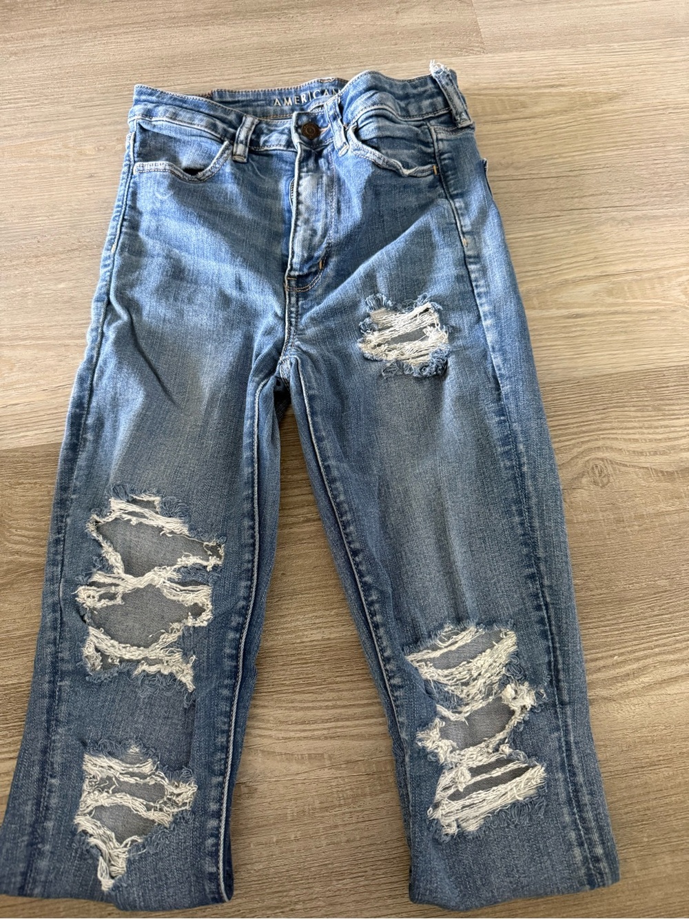 American Eagle Outfitters Distressed Light Blue Skinny Jeans